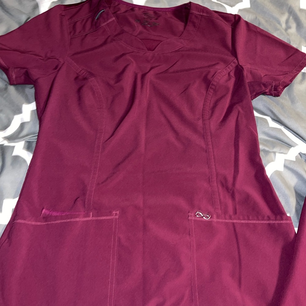 Cherokee Infinity Scrub Set